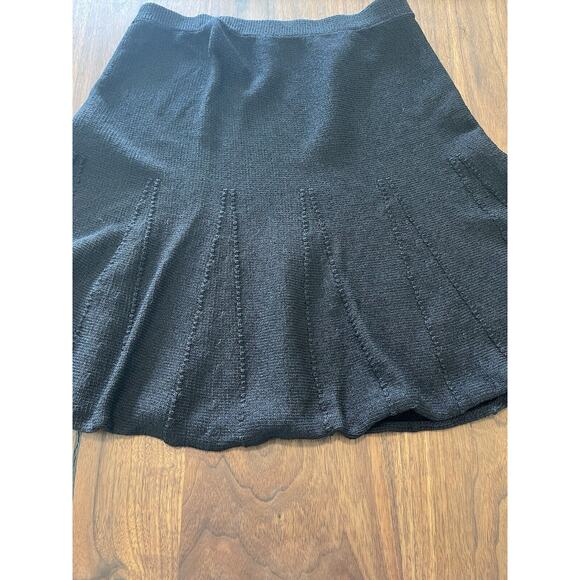 J.S.S Knitwear Skirt P Black wool blend stretch pull on - Picture 2 of 7